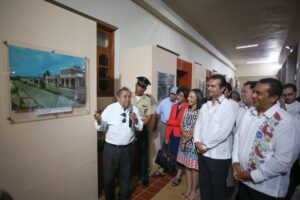 Pedro Joaquín Delbouis resalta las obras de Rafael E. Melgar