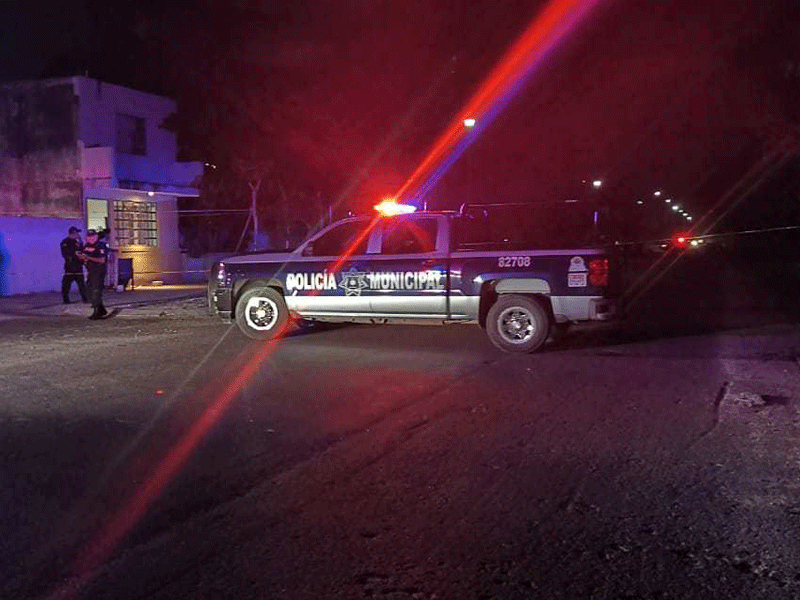 Dos mujeres jóvenes presentaban impactos de arma de fuego en la cabeza; los cuerpos fueron localizados en el fraccionamiento Galaxias II.
