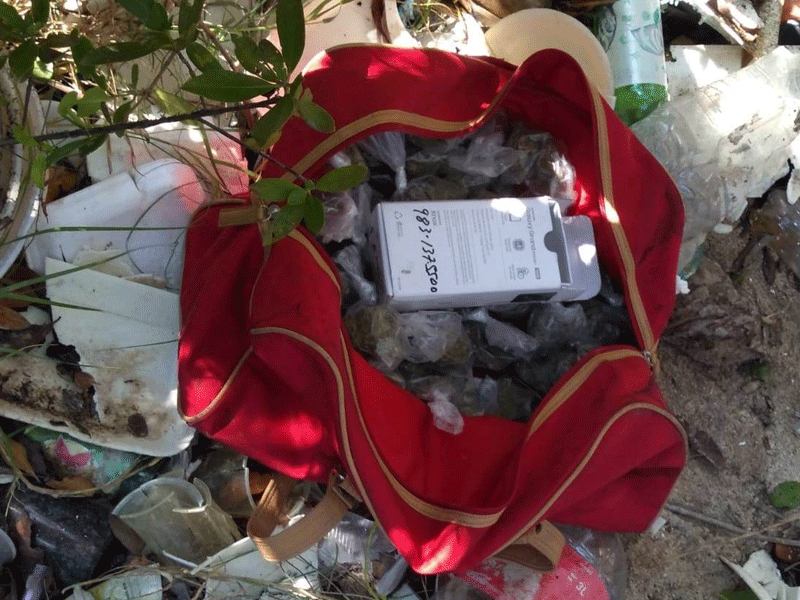 La droga asegurada son varias dosis de marihuana.