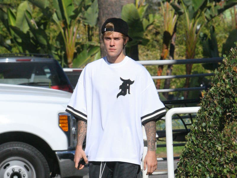 Justin Bieber es golpeado