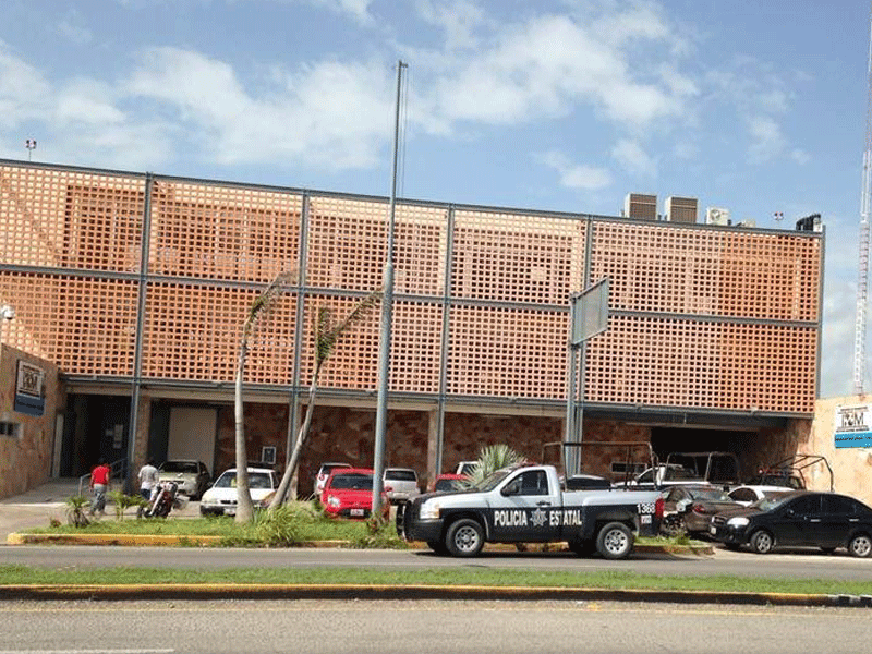 Un grupo de 50 mujeres indocumentadas fue trasladado de Cancún a las instalaciones del Instituto Nacional de Migración (INM) en Chetumal.