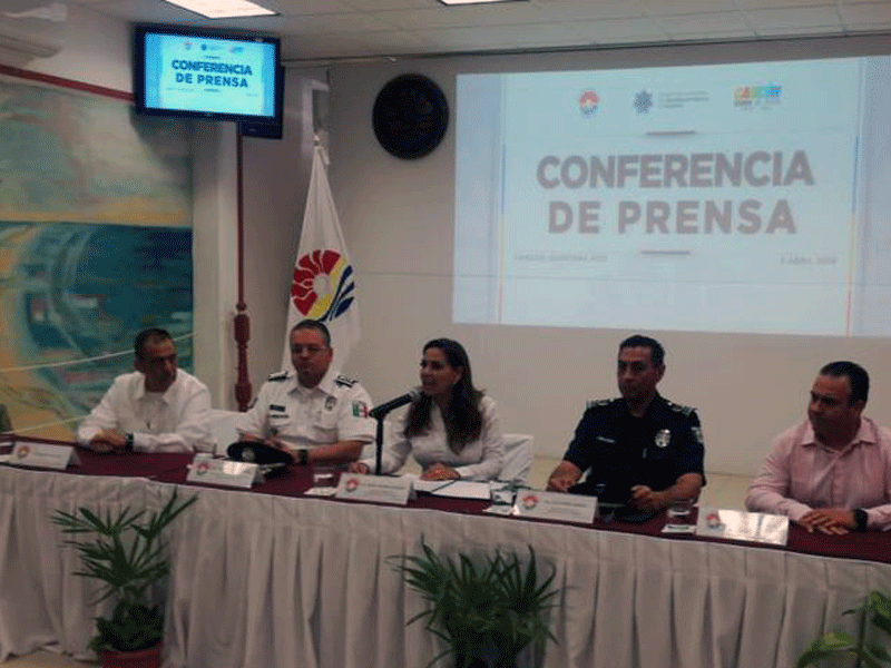 La presidenta municipal de Benito Juárez, Mara Lezama, invitó a los ciudadanos a realizar las denuncias correspondientes para poder combatir a la corrupción.