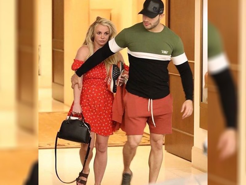 Britney Spears regresa “con todo” después de su encierro en el psiquiatra