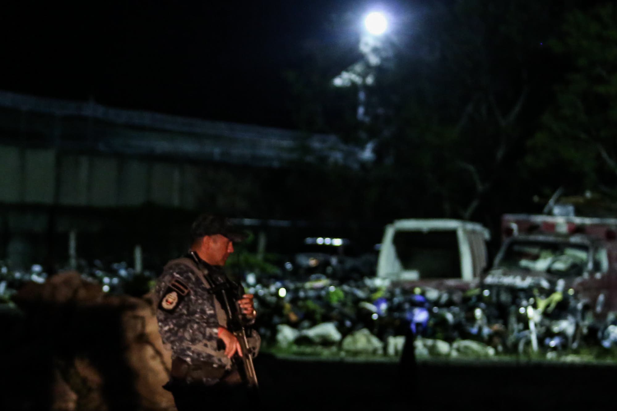 Elementos de la Secretaría de Marina, Policía Federal y de la estatal catearon el penal de Cozumel