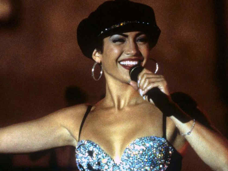 Jennifer López recuerda con cariño su interpretación de Selena Quintanilla