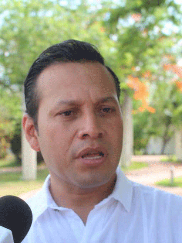 Octavo Rivero Gual, director de la Fundación Comunitaria Cozumel.