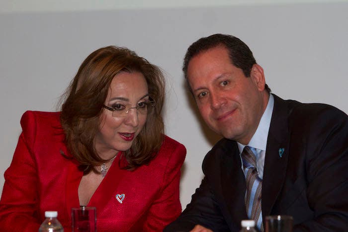 Consentida del hoy senador Eruviel Ávila.