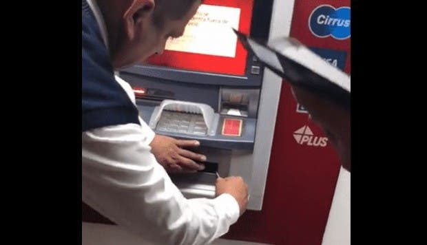 Robo en cajeros automáticos en Cancún