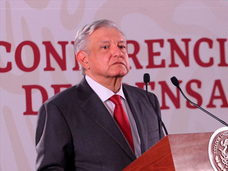 AMLO exhibirá a quienes se amparen contra aeropuerto