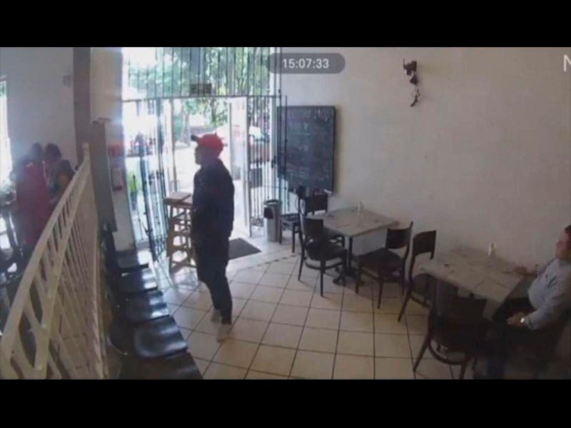 Captan asalto a mano armada en restaurante
