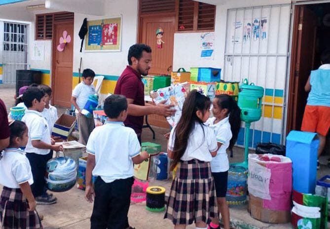 Laura Fernández dijo que seguirá fortaleciendo los lazos de cooperación para impulsar la educación de calidad en el municipio