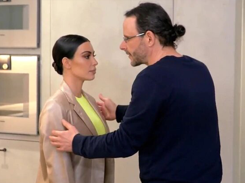 Kim Kardashian acude a un médium medicinal para curar su psoriasis