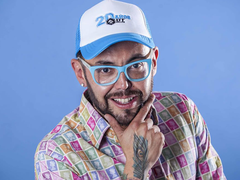 Andrea Legarreta se pelea en vivo con Mauricio Clark