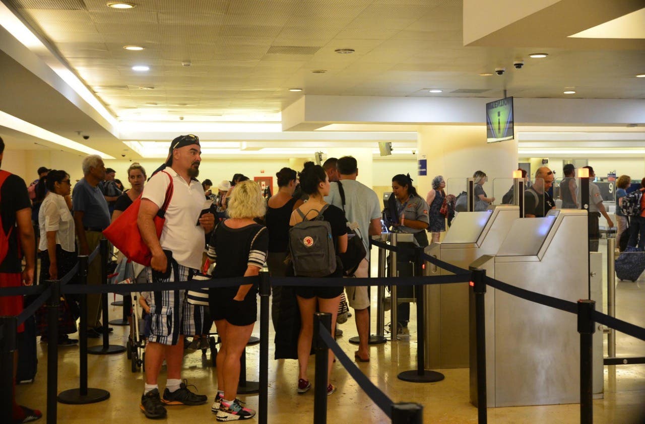Más de mil operaciones en dos días en el aeropuerto de Cancún