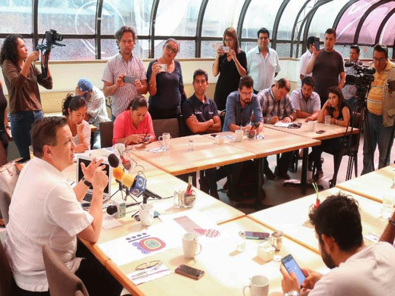 Con esta Constitución traducida, se busca que la justicia sea más pareja para nuestros hermanos mayas, afirmó en rueda de prensa el diputado federal Luis Alegre Salazar.