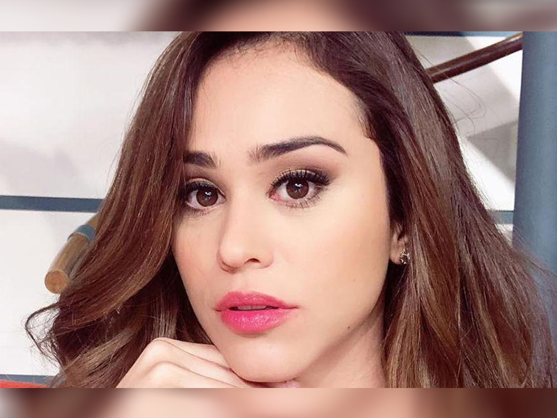 Yanet García fue detenida en el aeropuerto por transportar objetos prohibidos