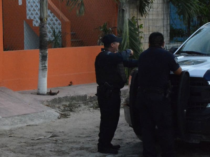 Frustrada ejecución en colonia ‘Los García’; el lesionado se trasladó por sus propios medios en un taxi al Hospital General, donde fue ingresado delicado.