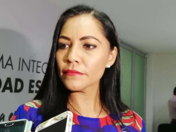 Alejandra Aguirre Crespo secretaria de Salud en el estado