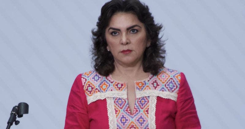 Ivonne Ortega, desencajada, decidió ya no impugnar el triunfo de su hoy dirigente nacional, pese a haber dicho que tenía pruebas suficientes para anular la elección.