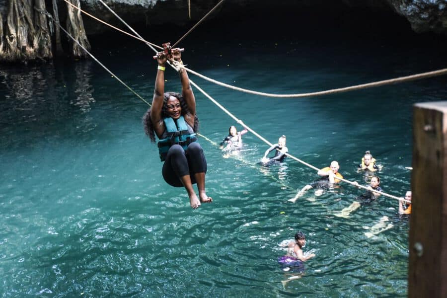 La ocupación promedio fue del 80% en los 7 mil cuartos de hotel del destino, informa el secretario de Desarrollo Económico y Turismo, Héctor Tamayo