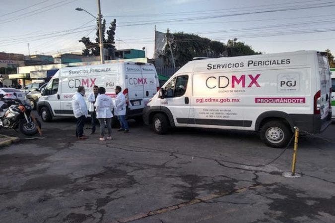 Personal del Reclusorio Oriente tuvo que evacuar el edificio debido a la alerta por el incendio.