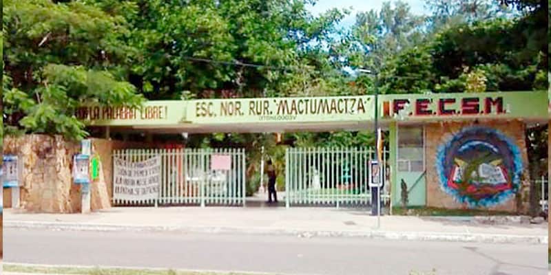 La obligan a gritar hasta sangrar en novatada