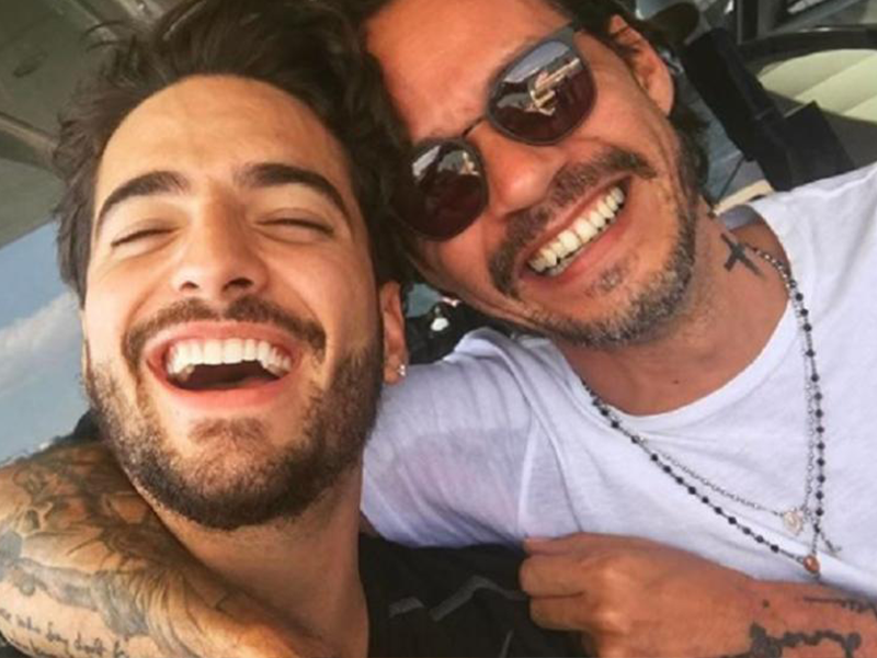 Maluma y Marc Anthony se besan y lo comparten en redes
