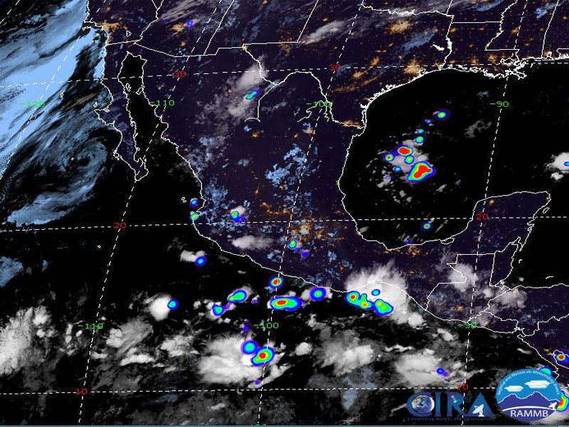 Clima: Prevalecerá el clima caluroso en Quintana Roo; se mantiene un canal de baja presión, lo que impulsa aire marítimo tropical hacia la Península.