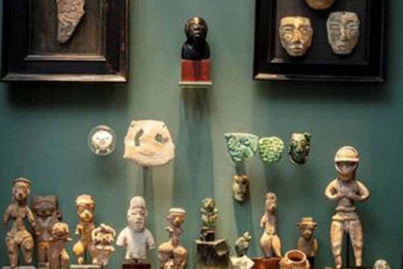 Parte del lote de las 120 piezas subastadas, 95 salieron del patrimonio artístico de México.