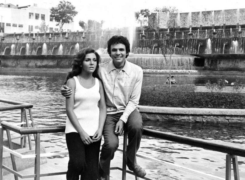 Verónica Castro y José José