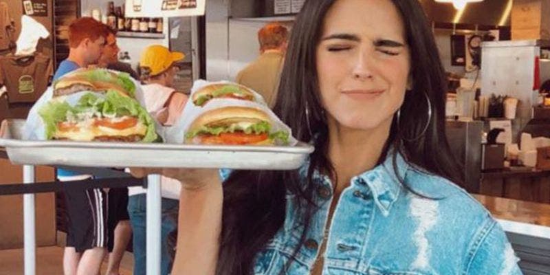Una vez más atacan a Bárbara de Regil por dar falsos consejos de nutrición