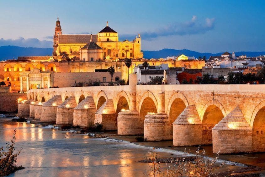 Signos del Zodiaco: Destinos turísticos para disfrutar la Semana Santa