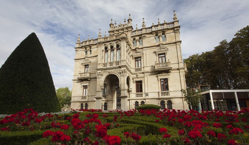 Signos del Zodiaco: Destinos turísticos para disfrutar la Semana Santa