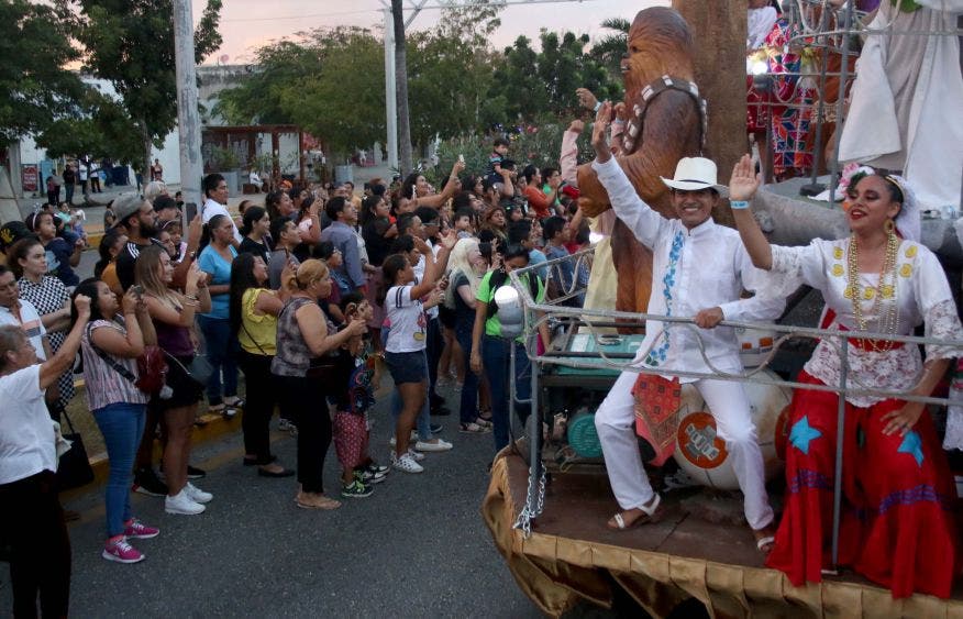 Concluye exitosamente "Carnaval Cancún 2020 La Fiesta de Oro"