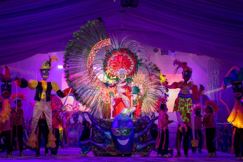 Tras una espectacular “Noche de Votaciones”, agradece el Presidente Municipal, Pedro Joaquín Delbouis, a todos los participantes por su entusiasmo, entrega y compromiso, que mantienen viva nuestras tradiciones