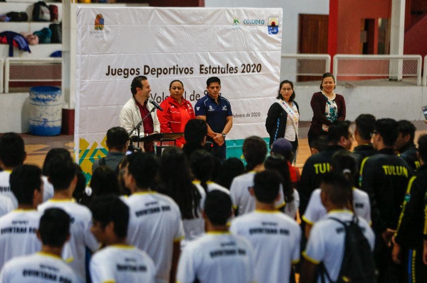 Luego de seis años, Cozumel vuelve a ser sede de eliminatorias de los Juegos Deportivos Nacionales de la Conade, en las disciplinas de Boxeo, Voleibol y Triatlón, señala el Presidente Municipal