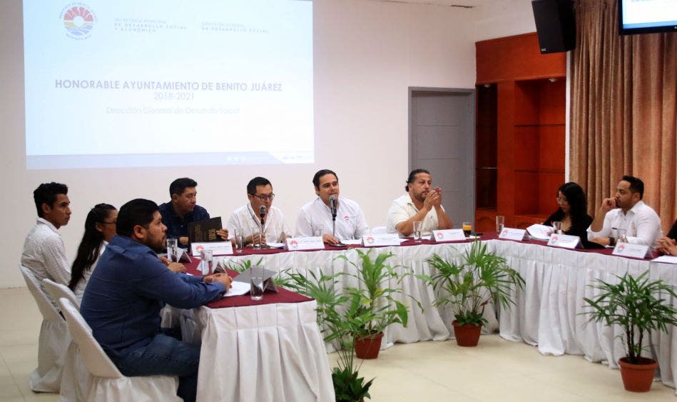 67 comités de electrificación instalados en la administración municipal 2018 – 2021, 143 comités de electrificación vigentes, 413 participantes en Expresión Cancún, 8,179 personas beneficiadas con “Festivales Navideños para Todos”