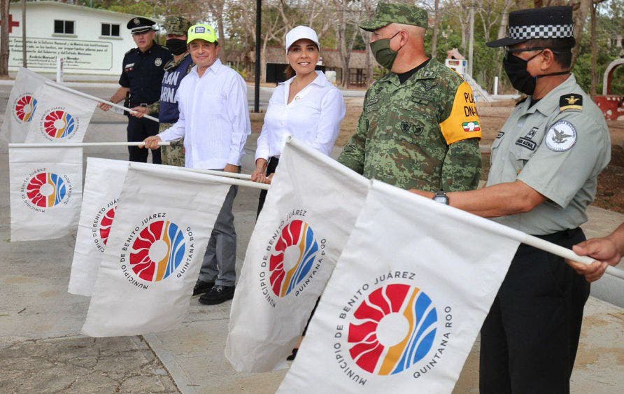 El gobernador de Quintana Roo dio el banderazo de entrega del programa de Ayuda Alimentaria Frente a la Emergencia COVID-19
