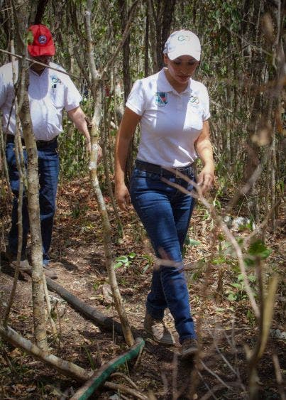Resalta que el carro bomba donado por bomberos canadienses ha sido de gran ayuda para actuar con prontitud para controlar el fueg