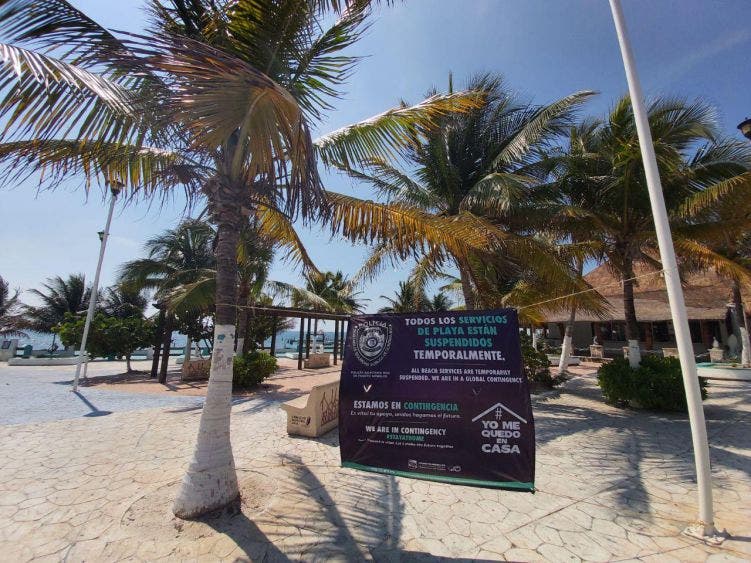 La policía exhorta a las personas a que regresen a casa si no tienen motivo indispensable de estar en la calle