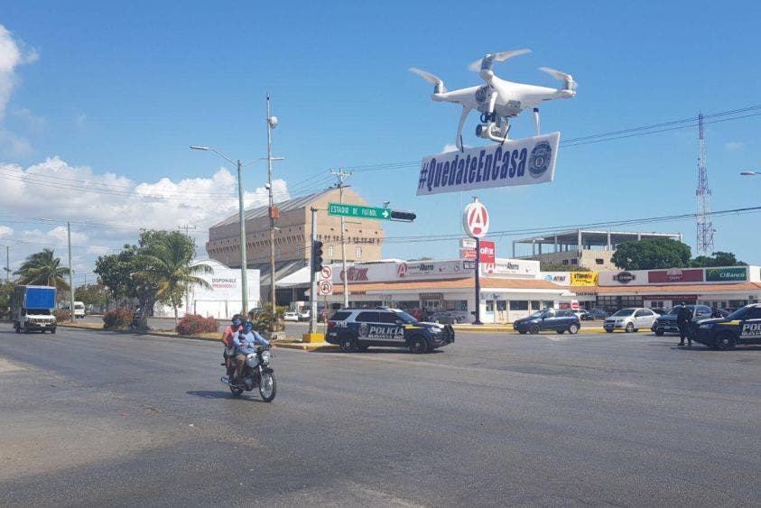 Se activó el escuadrón “Azor de Drones” de la Policía Quintana Roo para exhortar a la gente a quedarse en casa
