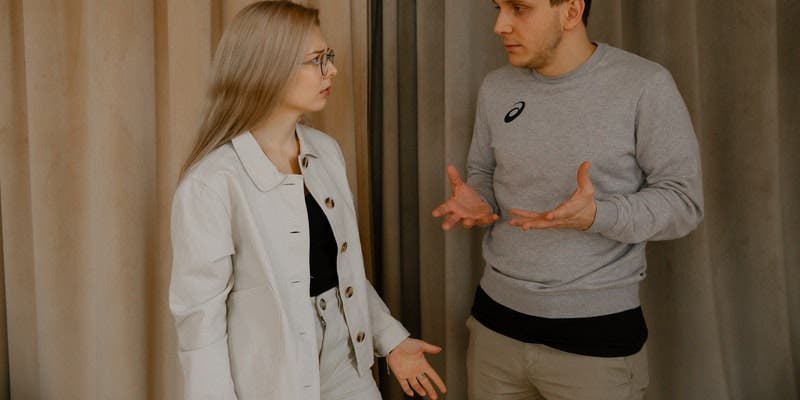 ¿Cómo saber si mi novio es tóxico?