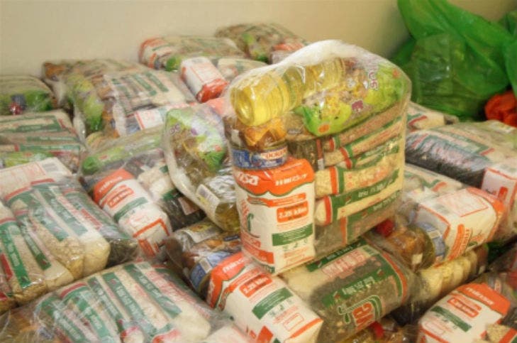 Dan fechas para las entregas de despensas casa por casa.