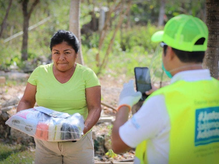 Reitera el llamado a la ciudadanía a permanecer en casa para poder hacer frente al coronavirus (Covid-19)