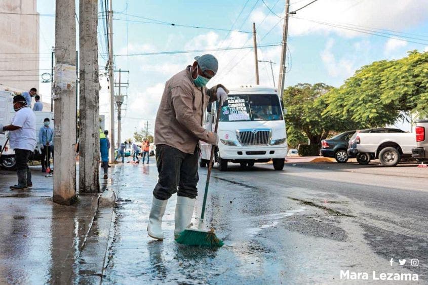 Número para denunciar transporte público, 99 81 61 47 43 para denunciar sobrecupo en transporte público, PROFECO, 800 468 4722 Número de PROFECO por abuso de precios, 99 88 84 27 01 teléfono en Cancún.