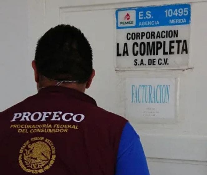 Profeco en gasolinera de Mérida.
