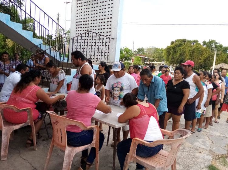 En la comunidad de Señor exigen cajeros de la CFE; es gasto mayor acudir a realizar dicho pago a la cabecera municipal en Felipe C. Puerto.