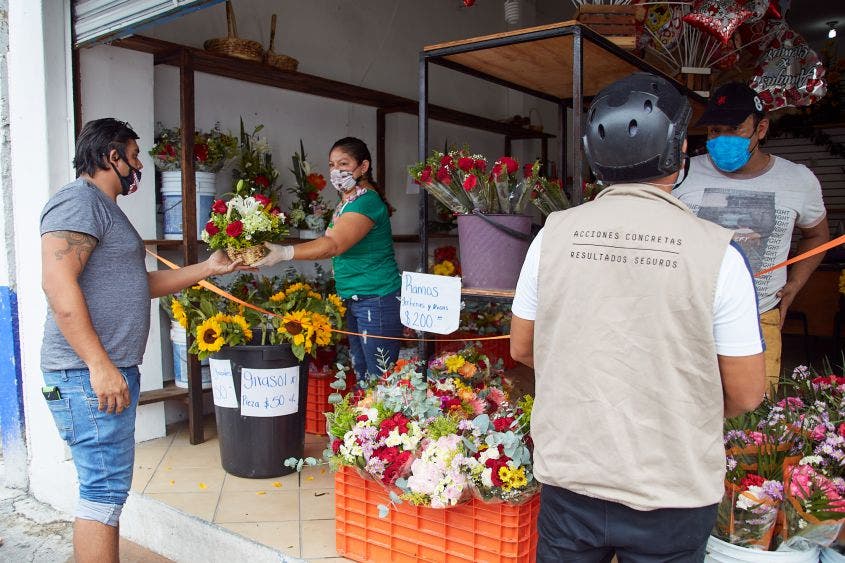Si bien este año el festejo del Día de las Madres es diferente, nuestro amor por ellas no cambia; reconozco que gracias a esos valores inculcados de respeto al prójimo y a la vida misma, estamos saliendo de esta pandemia, declara Pedro Joaquín Delbouis
