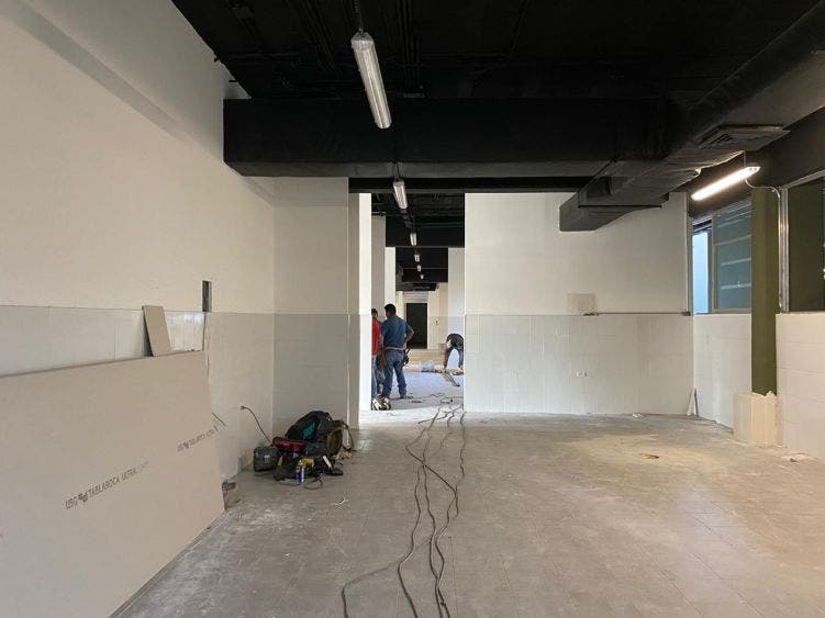 Se instala y equipa un edificio cercano al Hospital General de Playa del Carmen