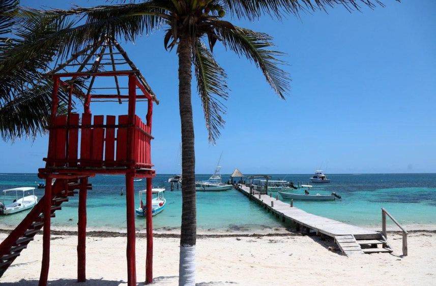 Esta autorización no aplica para embarcaciones de lujo y está supeditada a disposiciones como el respeto a especies en veda y zonas protegidas